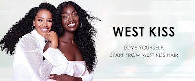 West Kiss Hair: Celebra a Tua Beleza com Confiança e Estilo Banner promocional da West Kiss Hair com duas mulheres sorridentes exibindo cabelos longos, volumosos e encaracolados. À direita, o logótipo da marca com a frase 'Love yourself, start from West Kiss Hair' sobre um fundo limpo e moderno.